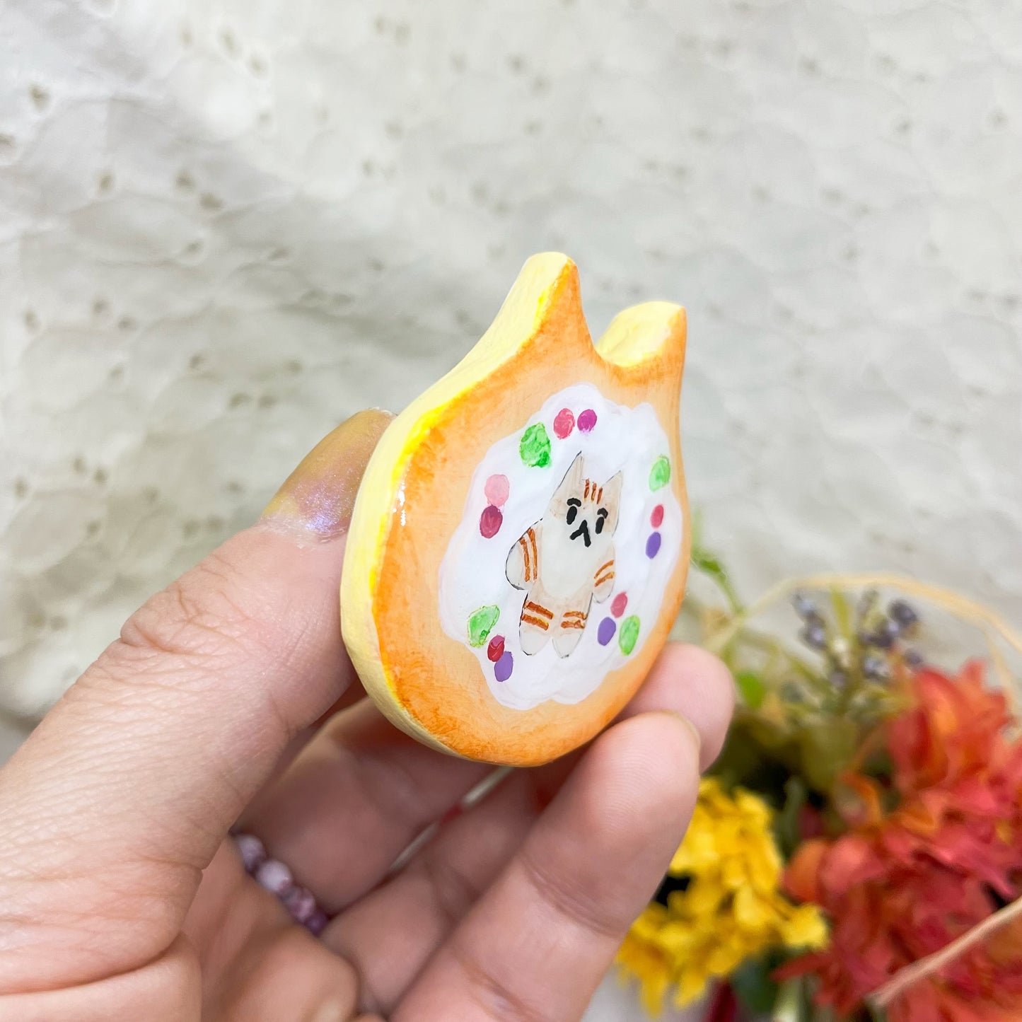 六百田商店°/パンケーキマグネット(茶トラはちわれねこさん)生クリーム