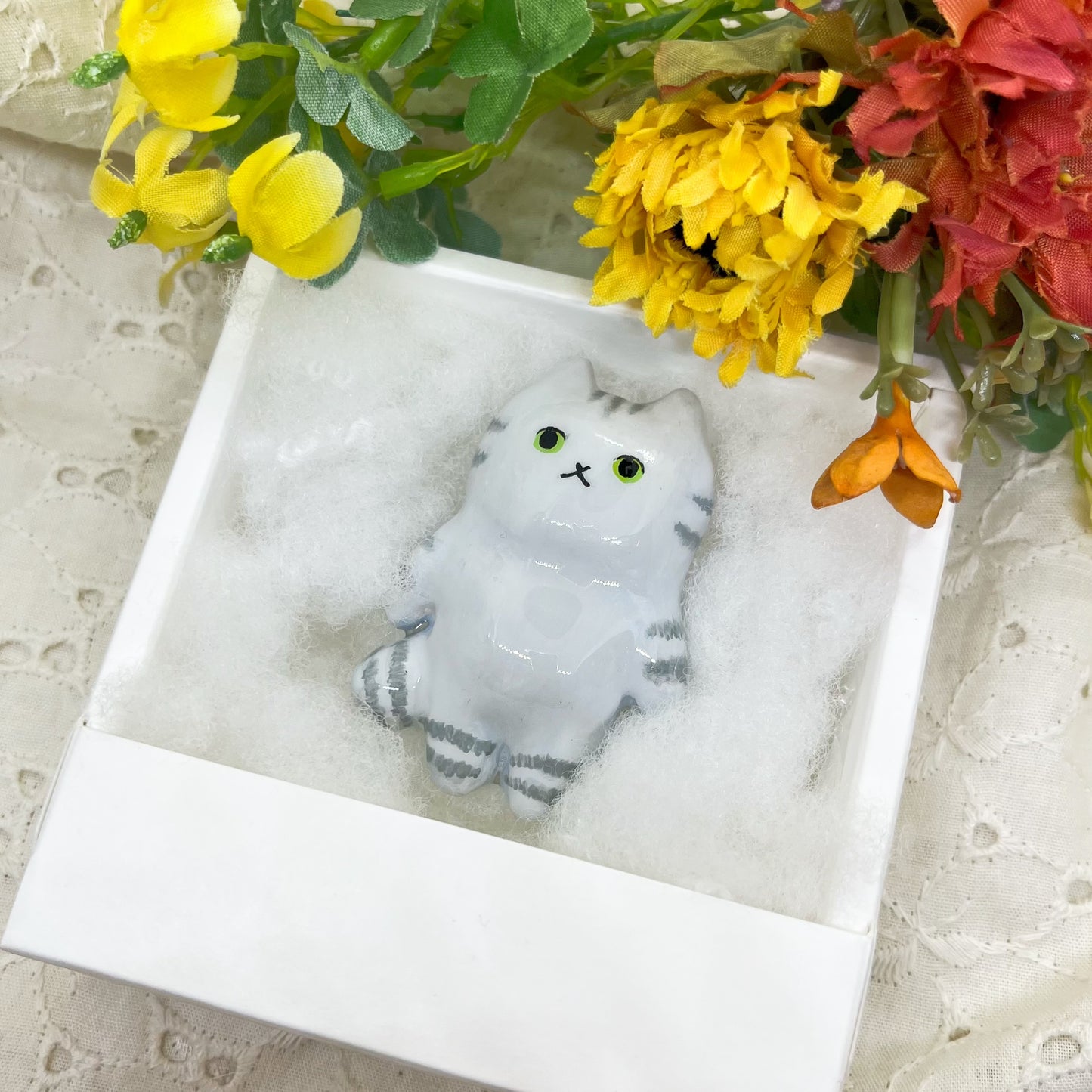六百田商店°/グレーのしまねこさんマグネット