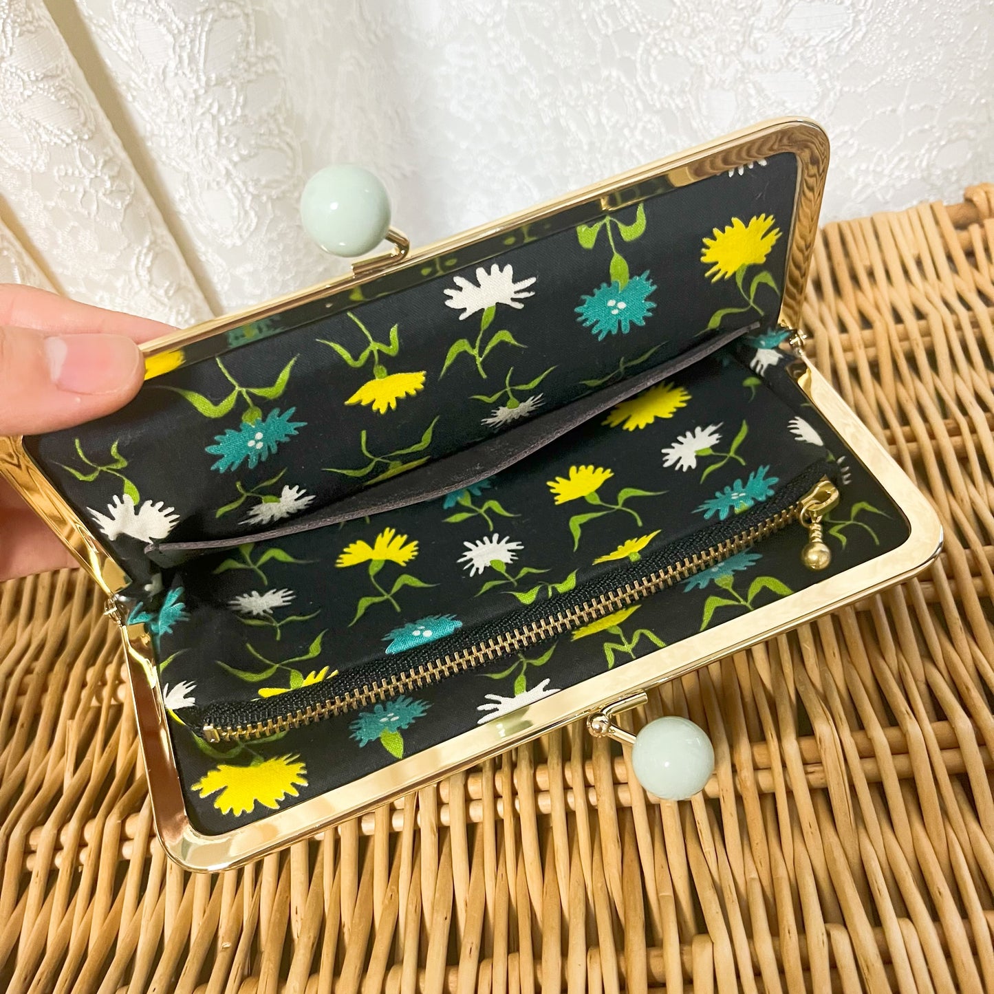 mint./革がま口財布②