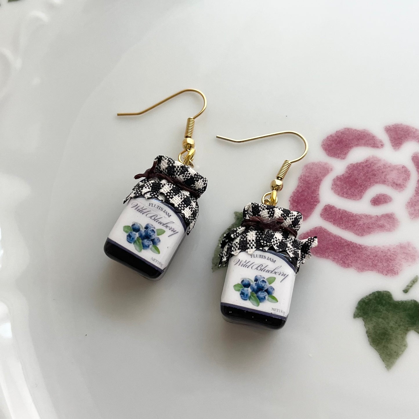 TiTi/ブルーベリージャムピアス