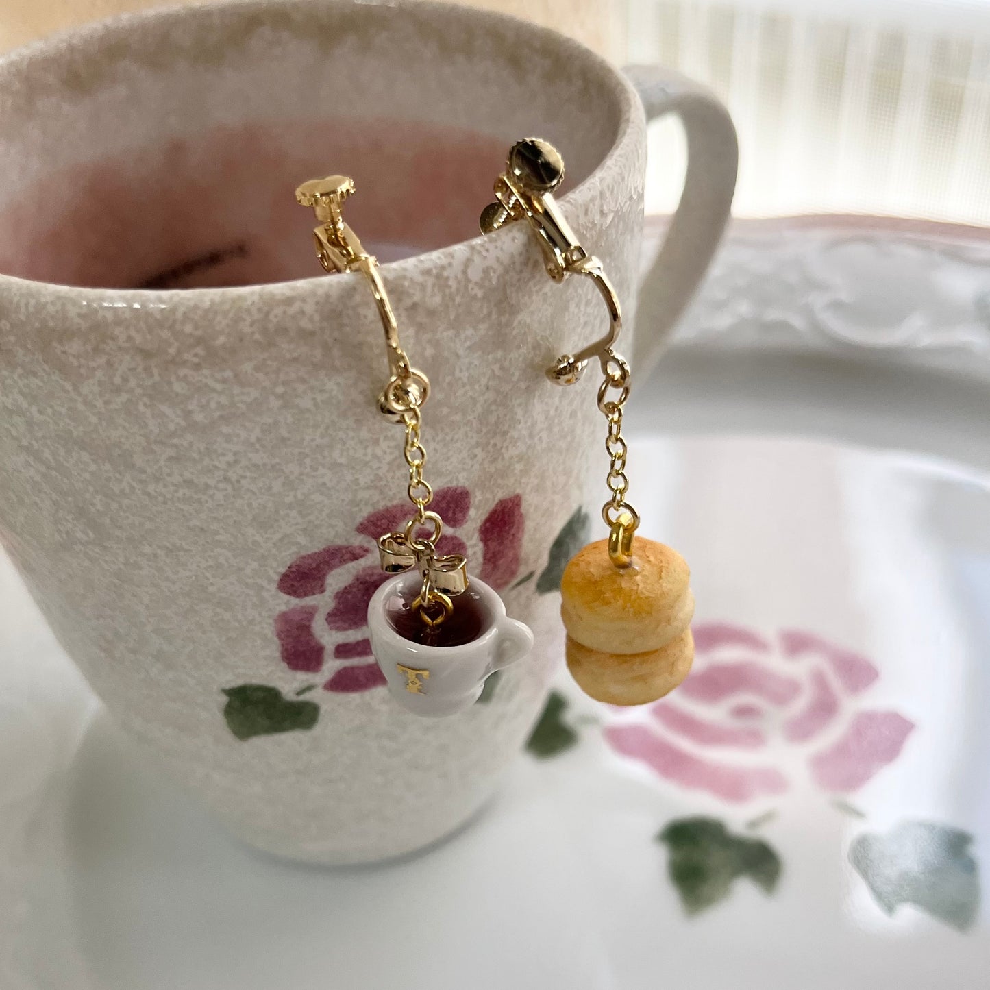TiTi/スコーンと紅茶のイヤリング