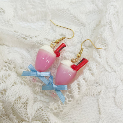 TiTi/苺シェイクのピアス